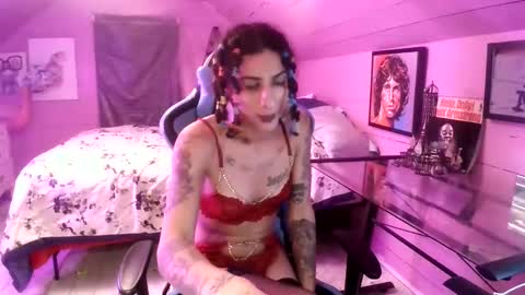   xoxo G0DD3SS xoxox    online show from 02-03-26, 01:48