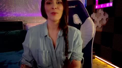 Athena Autumn online show from 02-13-26, 04:08