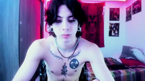 Snapshot of atheneoo_ chatting on 12-24-24, 07:06 athenauwu online show from 12-24-24, 07:06