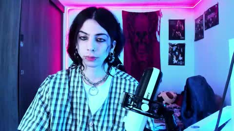 Snapshot of atheneoo_ chatting on 10-09-25, 06:44 athenauwu online show from 10-09-25, 06:44