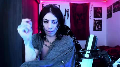 Snapshot of atheneoo_ chatting on 10-26-25, 05:24 athenauwu online show from 10-26-25, 05:24