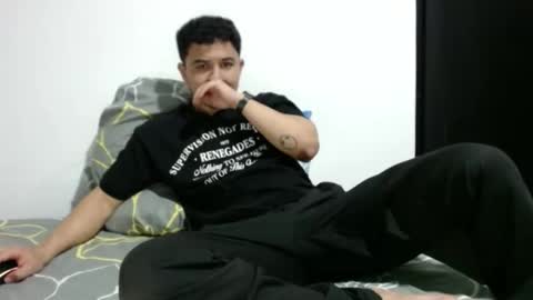 Robin online show from 09-18-25, 01:40