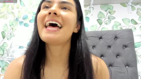 Atilana Diaz online show from 01-27-25, 05:48