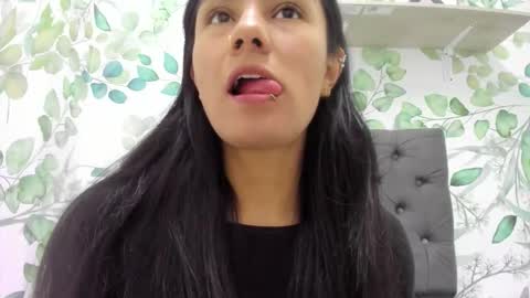 Atilana Diaz online show from 09-19-25, 04:07