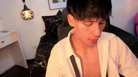 Snapshot of atlasvg chatting on 12-03-25, 03:14 Atlas online show from 12-03-25, 03:14