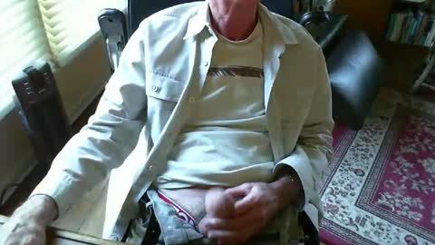 Atlhung9 online show from 04-09-26, 10:26