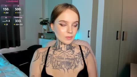 online every day between 10am-23pm online show from 02-12-25, 06:19