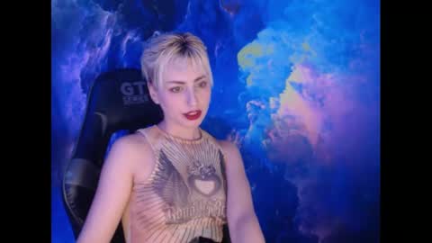 Snapshot of aubrey_rock chatting on 02-14-25, 05:03 Aubrey online show from 02-14-25, 05:03