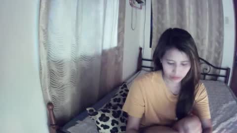 aubrey_xx online show from 11-17-25, 01:00
