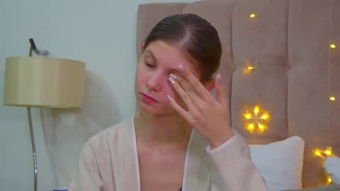 Audrey online show from 12-24-24, 01:06