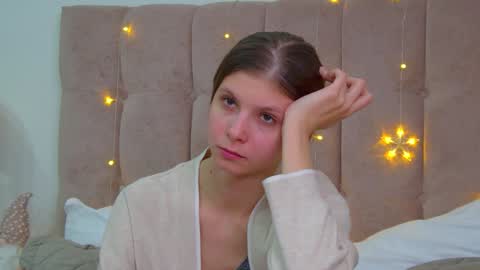 Audrey online show from 12-24-24, 04:08