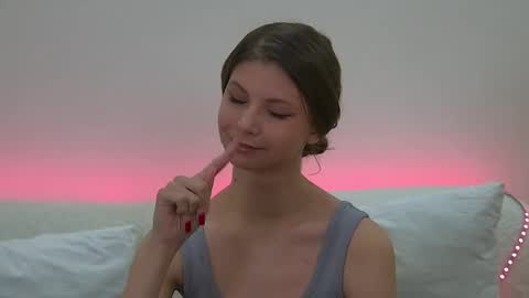 Audrey online show from 02-25-25, 03:38