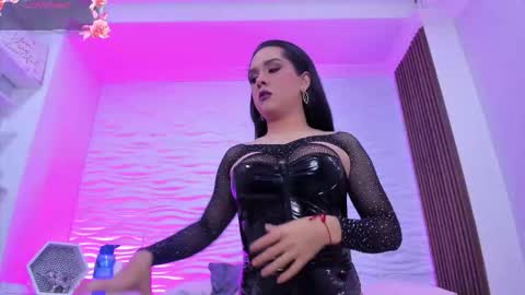 Audrey Hayworth online show from 11-30-25, 11:47