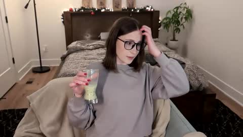 Miss Audrey online show from 12-13-24, 09:30