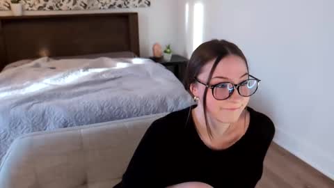 Miss Audrey online show from 02-22-25, 10:31