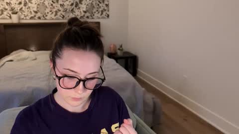 Miss Audrey online show from 02-24-25, 09:31