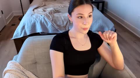 Miss Audrey online show from 03-10-25, 08:56