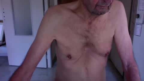 auguste061400 online show from 12-12-24, 10:13