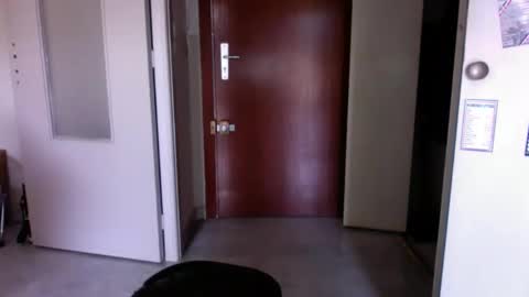 auguste061400 online show from 10-29-25, 09:44