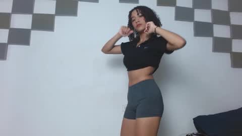 Snapshot of aura_deep_hot chatting on 09-13-25, 09:47 Aura online show from 09-13-25, 09:47