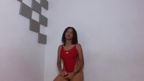 Snapshot of aura_deep_hot chatting on 09-19-25, 09:37 Aura online show from 09-19-25, 09:37
