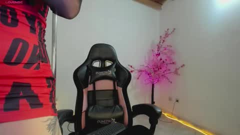 aura online show from 09-14-25, 05:28