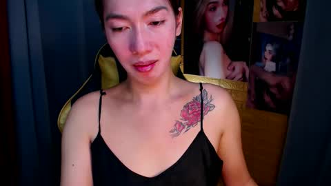 Miss awra online show from 09-18-25, 05:20