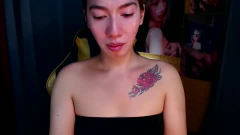 Miss awra online show from 10-25-25, 05:26