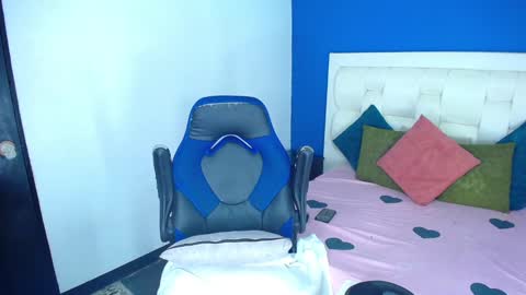 Snapshot of aurimelvalentina chatting on 01-30-25, 11:02 aurimel valentina online show from 01-30-25, 11:02