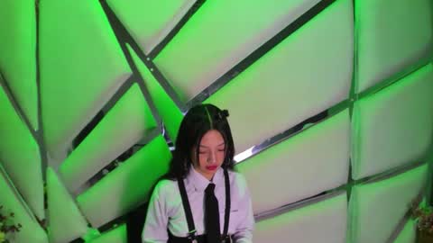 aurora online show from 11-28-25, 03:04