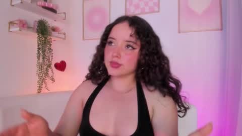 Aurora online show from 10-25-25, 02:08