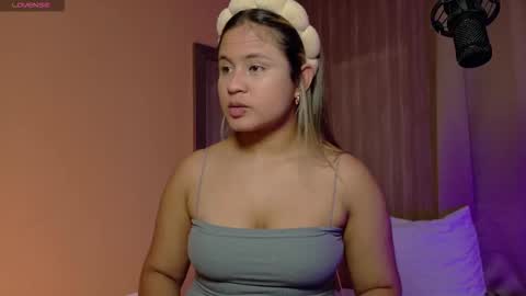 aurora_collins08 online show from 03-05-25, 01:50