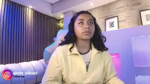 aurora_willow9 online show from 11-24-25, 02:55