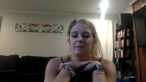 Snapshot of auroraandorion chatting on 01-25-25, 05:29 Aurora and Orion online show from 01-25-25, 05:29