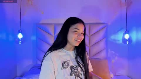 Snapshot of aurorafiore chatting on 02-20-25, 11:32 Aurora online show from 02-20-25, 11:32