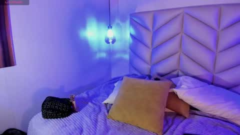 Snapshot of aurorafiore chatting on 02-28-25, 12:54 Aurora online show from 02-28-25, 12:54