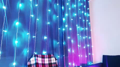 Aurora online show from 03-06-25, 03:35