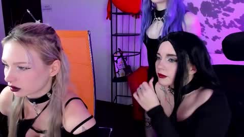 aurorawrenfield online show from 01-10-26, 12:07