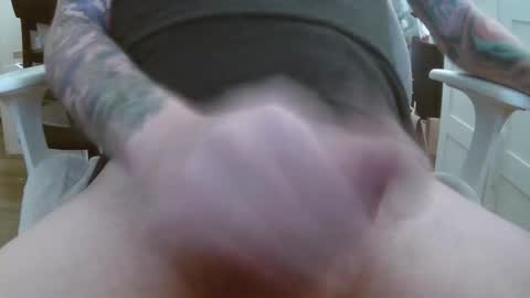 Snapshot of ausmopolitan chatting on 11-20-25, 12:22 ausmopolitan online show from 11-20-25, 12:22