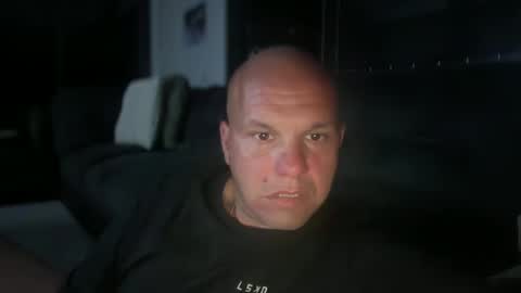 Snapshot of aussieboycal chatting on 02-16-25, 10:43 aussieboycal online show from 02-16-25, 10:43