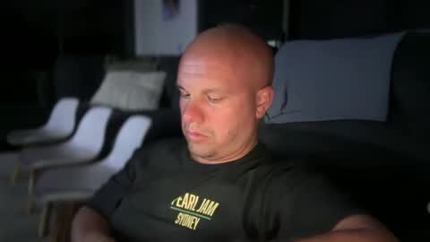 Snapshot of aussieboycal chatting on 02-19-25, 12:11 aussieboycal online show from 02-19-25, 12:11