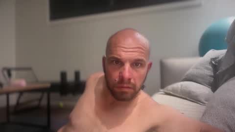 Snapshot of aussieboycal chatting on 02-06-26, 12:30 aussieboycal online show from 02-06-26, 12:30