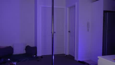 Snapshot of aussielulu chatting on 10-18-25, 11:55 aussielulu online show from 10-18-25, 11:55