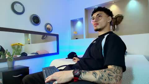 AUSTIN  online show from 12-28-24, 03:15