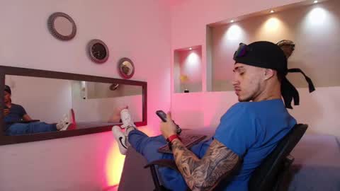 AUSTIN  online show from 01-23-25, 07:43