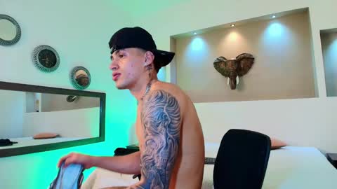 AUSTIN  online show from 01-30-25, 08:11