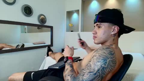 AUSTIN  online show from 02-01-25, 08:29