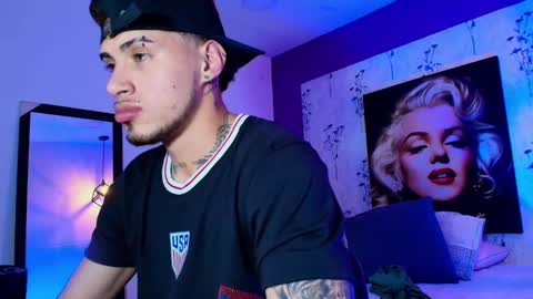 AUSTIN  online show from 02-21-25, 07:56