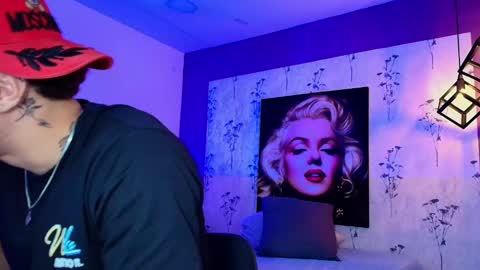 AUSTIN  online show from 03-01-25, 02:04