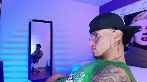 AUSTIN  online show from 03-11-25, 05:49